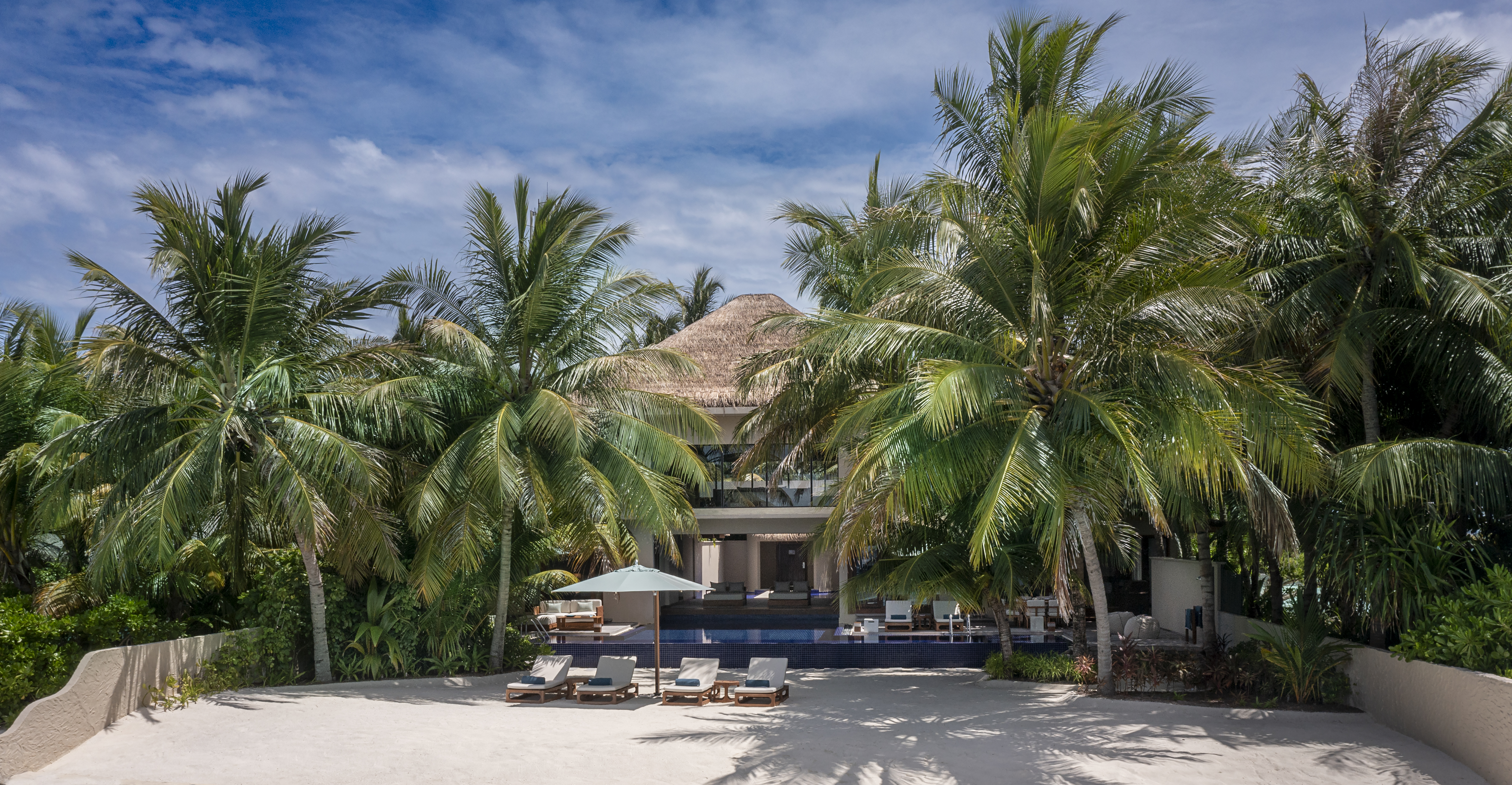 Huvafen_Three Bedroom Beach Pavilion with Pool_Exterior